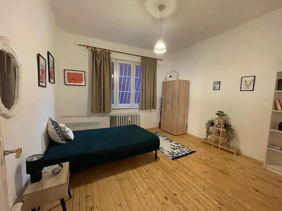 Lovely And Super Central Two-Bedroom Apartment Sofia