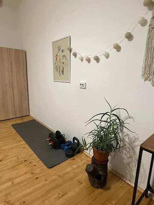 Lovely And Super Central Two-Bedroom Apartment Sofia 0*,